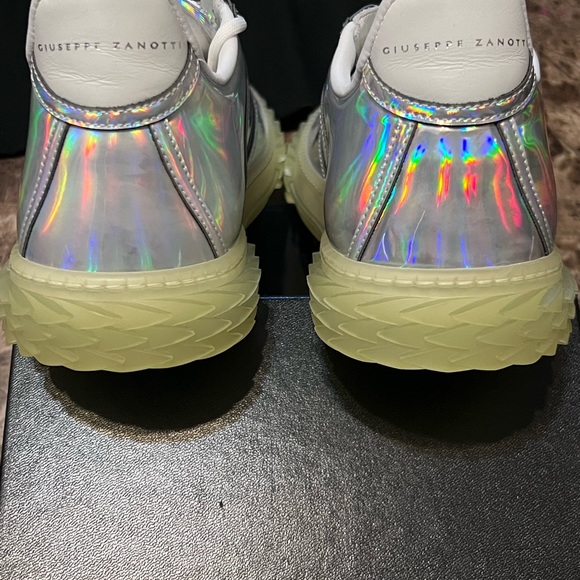 Giuseppe Zanotti Blabber Low-Top Iridescent Leather Sneakers SZ 41EU - Picture 7 of 14